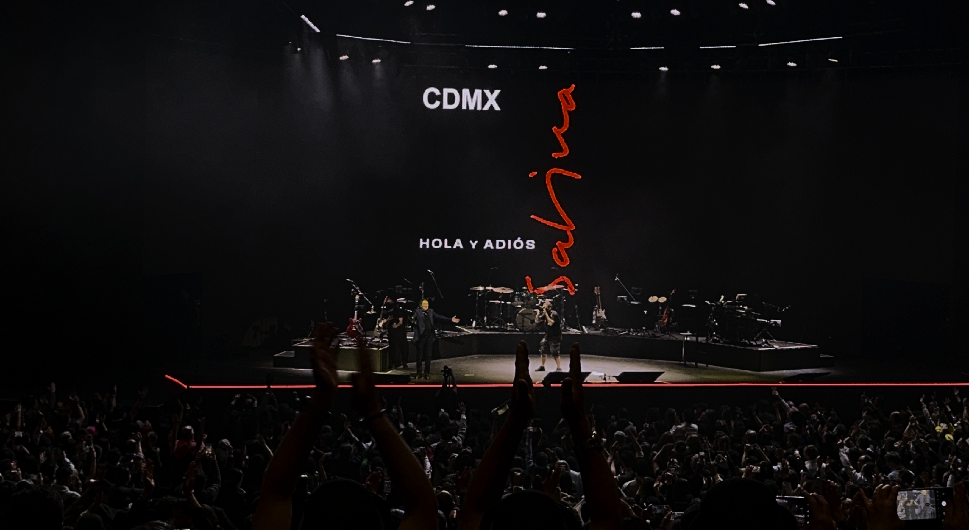 Hola Y Adiós El último Brindis De Joaquín Sabina Con México 04