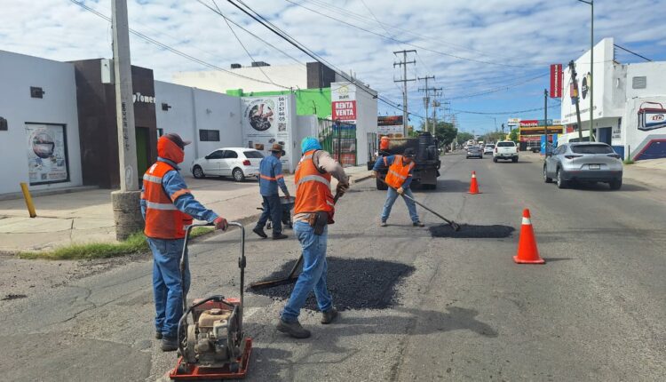 Continúa Ayuntamiento De Hermosillo Jornadas De Bacheo De Día Y Noche (1)