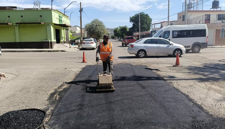 Refuerza Gobierno De Hermosillo Labores De Bacheo En Distintas Colonias (3)